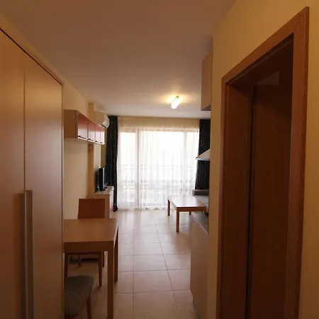 River Park Menada Slăntjev Brjag