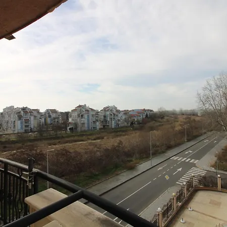 River Park Menada Slăntjev Brjag