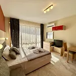 Apartment River Park Menada *