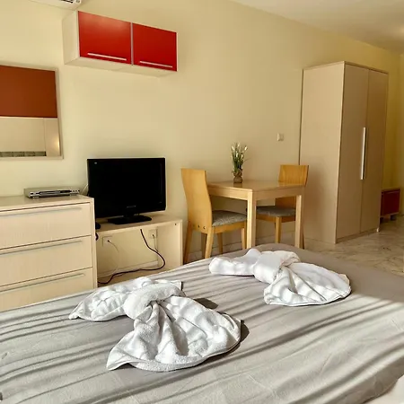 River Park Menada Slăntjev Brjag